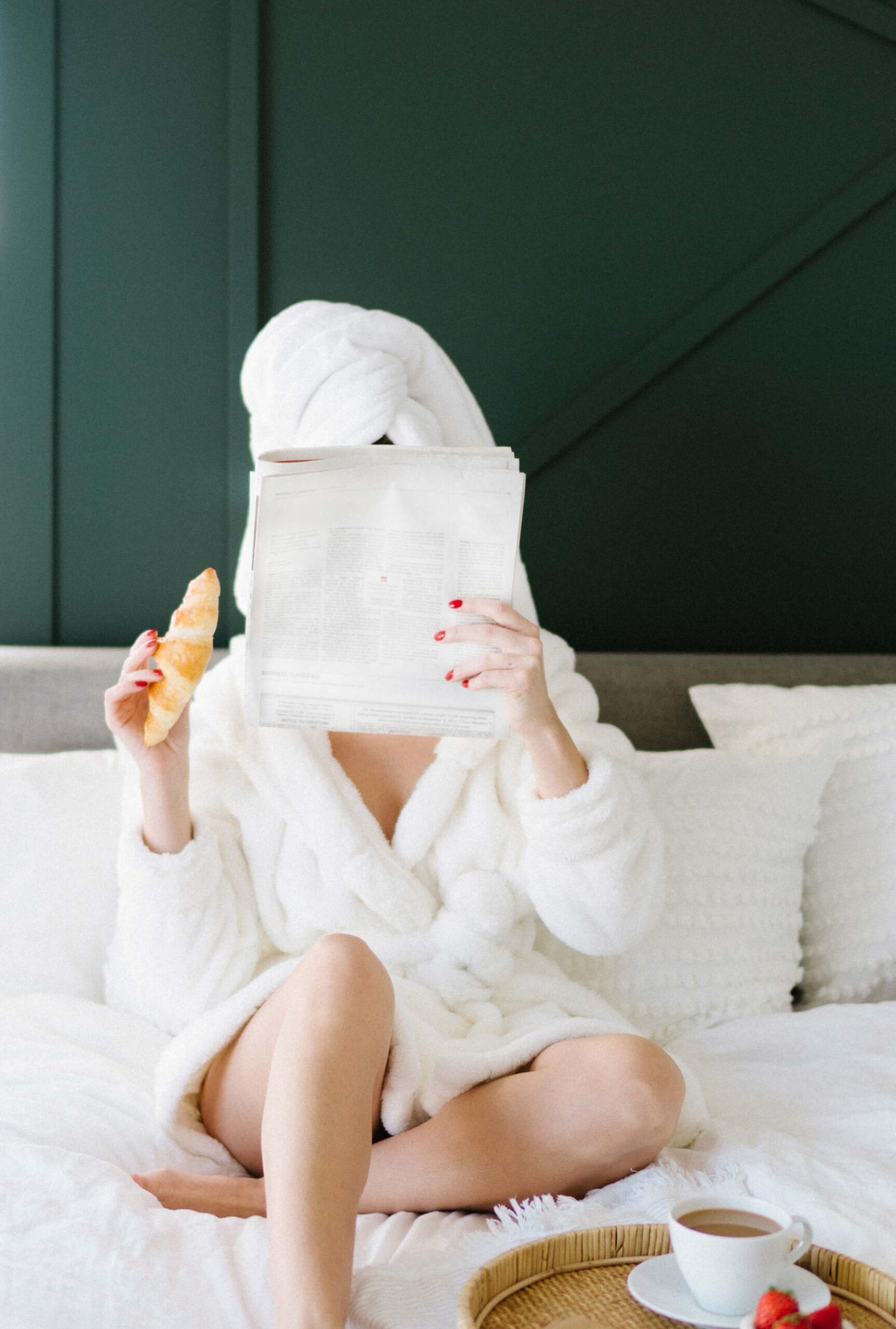 How to Stay Creative During the Holidays (Without Forcing It)